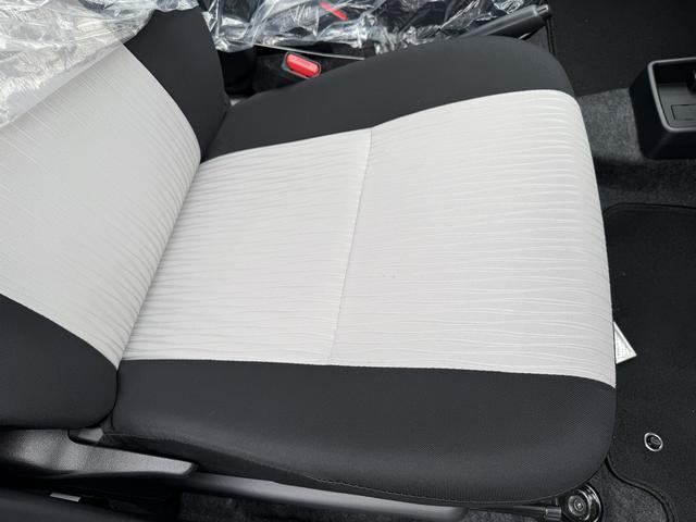ミライースＬ　ＳＡIII　スマートアシスト　前後コーナーセンサー走行距離２２７９キロ　新車保証継承対応　バックカメラ　キーレスエントリー　アイドリングストップ　車線逸脱警報機能　汎用品カーマット　横滑り防止機能　オートライト（埼玉県）の中古車