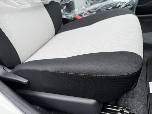 ミライースＬ　ＳＡIII　スマートアシスト　前後コーナーセンサー走行距離２２７９キロ　新車保証継承対応　バックカメラ　キーレスエントリー　アイドリングストップ　車線逸脱警報機能　汎用品カーマット　横滑り防止機能　オートライト（埼玉県）の中古車