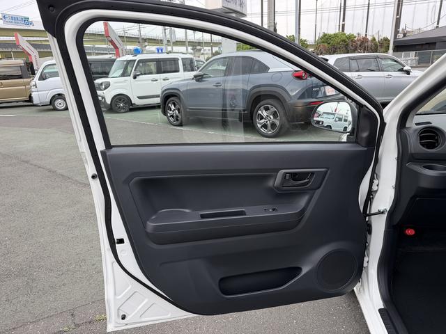 ミライースＬ　ＳＡIII　スマートアシスト　前後コーナーセンサー走行距離２２７９キロ　新車保証継承対応　バックカメラ　キーレスエントリー　アイドリングストップ　車線逸脱警報機能　汎用品カーマット　横滑り防止機能　オートライト（埼玉県）の中古車