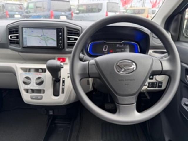 ミライースＸ　ＳＡIII　走行２７６７キロ／新品ナビ一年保証・走行距離無制限　走行２７６７キロ　助手席エアバック　オートライト　オートマチックハイビーム　クリアランスソナー　アイドリングストップ（埼玉県）の中古車