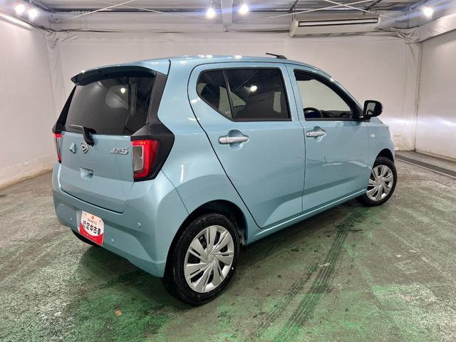 ミライースＸ　ＳＡIII　走行２７６７キロ／新品ナビ一年保証・走行距離無制限　走行２７６７キロ　助手席エアバック　オートライト　オートマチックハイビーム　クリアランスソナー　アイドリングストップ（埼玉県）の中古車