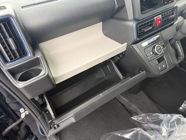 タントＸ　走行距離１３５１キロ　左側電動スライドドア　キーフリー一年・走行距離無制限　新車保証継承　ＬＥＤヘッドライト　衝突回避支援システム　前席シートヒーター　ミラクルオープンドア　バックカメラ　オートエアコン　オートライト　コーナーセンター（埼玉県）の中古車