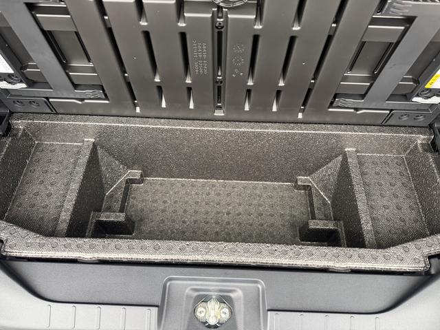 タントＸ　走行距離１３５１キロ　左側電動スライドドア　キーフリー一年・走行距離無制限　新車保証継承　ＬＥＤヘッドライト　衝突回避支援システム　前席シートヒーター　ミラクルオープンドア　バックカメラ　オートエアコン　オートライト　コーナーセンター（埼玉県）の中古車