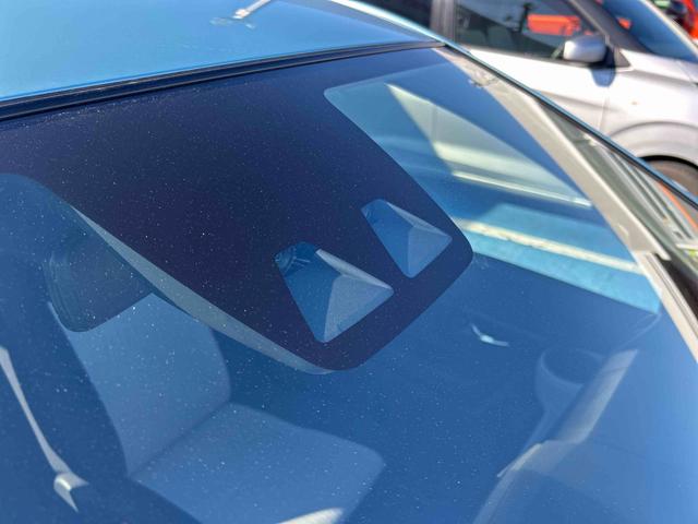 ミライースＸ　ＳＡIII　走行１４５７キロ／ＬＥＤヘッドランプ／マット１年保証距離無制限　走行距離１４５７キロ　純正マット　ＬＥＤヘッドランプ　アイドリングストップ　スマートアシスト３　電動格納式ドアミラー　キーレスエントリー（埼玉県）の中古車