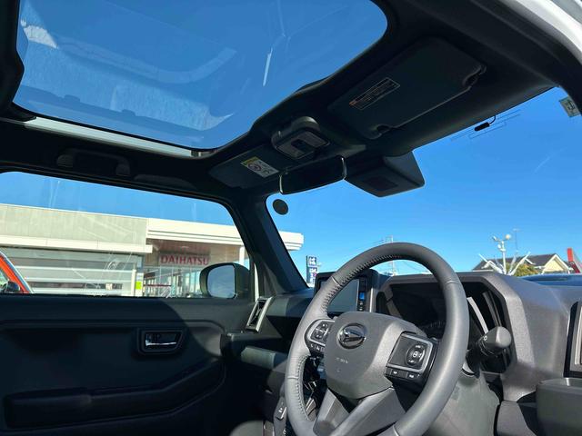 タフトＧ　クロムベンチャー　走行３９８キロ／純正フルセグナビ１年保証距離無制限　走行距離３９８キロ　純正フルセグナビ　サイドエアバッグ　ＬＥＤヘッドランプ　アイドリングストップ　シートヒーター　オート格納式ドアミラー　電動パーキングブレーキ（埼玉県）の中古車