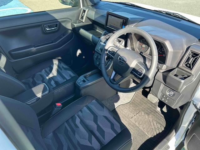 タフトＧ　クロムベンチャー　走行３９８キロ／純正フルセグナビ１年保証距離無制限　走行距離３９８キロ　純正フルセグナビ　サイドエアバッグ　ＬＥＤヘッドランプ　アイドリングストップ　シートヒーター　オート格納式ドアミラー　電動パーキングブレーキ（埼玉県）の中古車