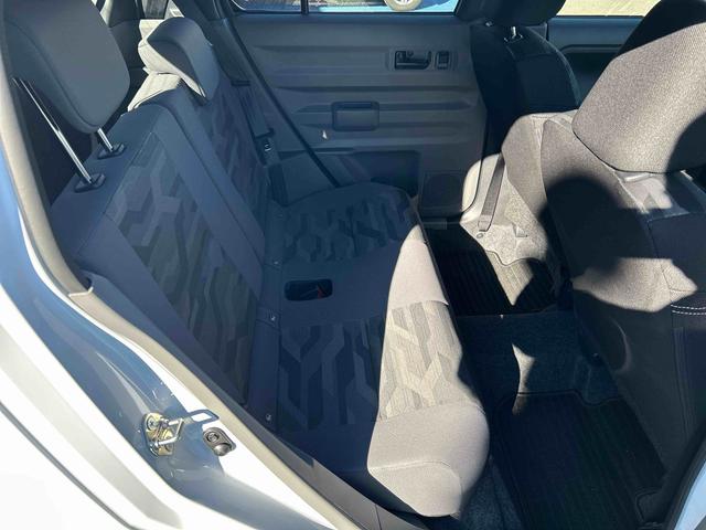 タフトＧ　クロムベンチャー　走行３９８キロ／純正フルセグナビ１年保証距離無制限　走行距離３９８キロ　純正フルセグナビ　サイドエアバッグ　ＬＥＤヘッドランプ　アイドリングストップ　シートヒーター　オート格納式ドアミラー　電動パーキングブレーキ（埼玉県）の中古車