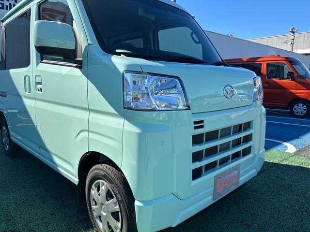 ハイゼットカーゴデッキバンＧ　走行１３５９キロ／ディスプレイオーディオ１年保証距離無制限　走行距離１３５９キロ　ディスプレイオーディオ　アイドリングストップ　電動格納式ドアミラー　プッシュボタンスタート　両側スライドドア（埼玉県）の中古車