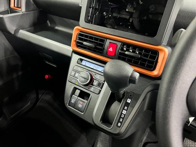 タントファンクロス　走行１８３８キロ／両側電動スライドドア一年保証・走行距離無制限　走行１８３８キロ　サイドエアバック　クリアランスソナー　オートマチックハイビーム　オートライト　ＬＥＤヘッドライト　ベンチシート　シートヒーター　両側電動スライドドア（埼玉県）の中古車