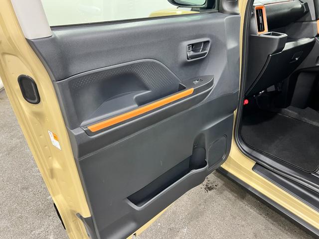 タントファンクロス　走行１８３８キロ／両側電動スライドドア一年保証・走行距離無制限　走行１８３８キロ　サイドエアバック　クリアランスソナー　オートマチックハイビーム　オートライト　ＬＥＤヘッドライト　ベンチシート　シートヒーター　両側電動スライドドア（埼玉県）の中古車