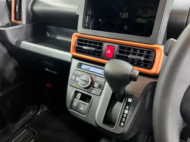 タントファンクロスリミテッド　走行１５１７キロ／両側電動スライド一年保証・走行距離無制限　走行１５１７キロ　サイドエアバック　クリアランスソナー　オートマチックハイビーム　オートライト　ＬＥＤヘッドライト　ベンチシート　シートヒーター　両側電動スライドドア（埼玉県）の中古車