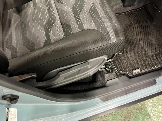 タントファンクロスリミテッド　走行１５１７キロ／両側電動スライド一年保証・走行距離無制限　走行１５１７キロ　サイドエアバック　クリアランスソナー　オートマチックハイビーム　オートライト　ＬＥＤヘッドライト　ベンチシート　シートヒーター　両側電動スライドドア（埼玉県）の中古車