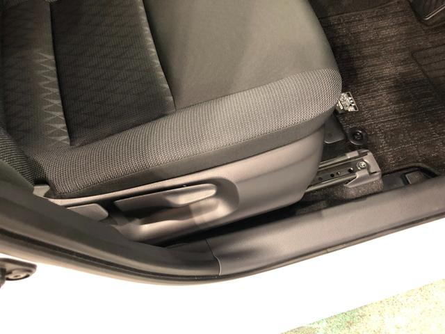 アクアＧ　４ＷＤ／走行２４９キロ／フルセグナビ／全周囲カメラ１年保証距離無制限　走行距離２４９キロ　フルセグナビ　全周囲カメラ　ブルートゥース　純正マット　サイドエアバッグ　ＬＥＤヘッドランプ　プッシュボタンスタート（埼玉県）の中古車