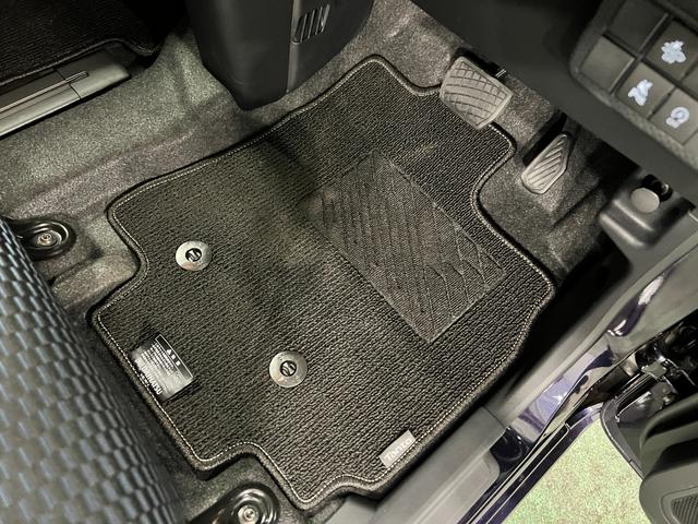 タントカスタムＲＳリミテッド　走行１０７９キロ／両側電動スライド一年保証・走行距離無制限　走行１０７９キロ　サイドエアバック　クリアランスソナー　オートマチックハイビーム　オートライト　ＬＥＤヘッドライト　ベンチシート　シートヒーター　両側電動スライドドア（埼玉県）の中古車