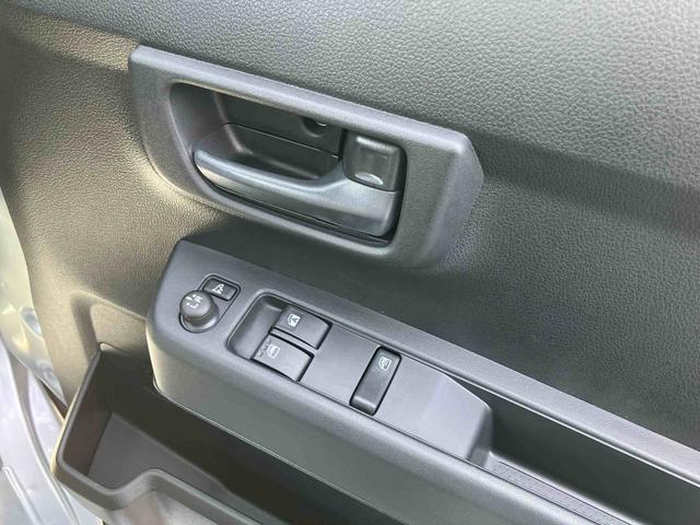 ハイゼットカーゴＤＸ　届け出済み未使用車保証　新車保証・まごころ保証　１年間・走行距離無制限付き（東京都）の中古車