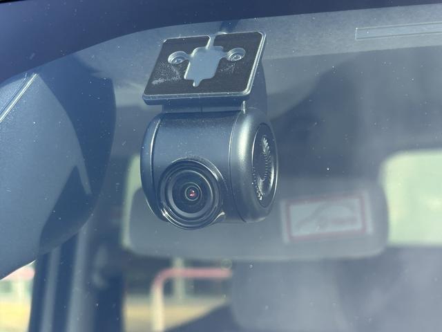 ムーヴキャンバスストライプスＧターボ　純正ナビ　バックカメラ　ＥＴＣ車載器保証　新車保証・まごころ保証　１年間・走行距離無制限付き　純正７インチナビ　ＥＴＣ車載器　バックカメラ　ＬＥＤヘッドランプ　アダプティブクルーズコントロール　両側電動スライドドア　キーフリー（東京都）の中古車