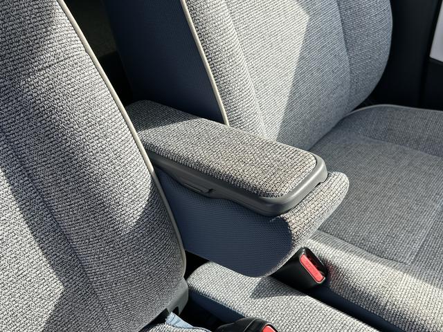 ムーヴキャンバスストライプスＧターボ　純正ナビ　バックカメラ　ＥＴＣ車載器保証　新車保証・まごころ保証　１年間・走行距離無制限付き　純正７インチナビ　ＥＴＣ車載器　バックカメラ　ＬＥＤヘッドランプ　アダプティブクルーズコントロール　両側電動スライドドア　キーフリー（東京都）の中古車