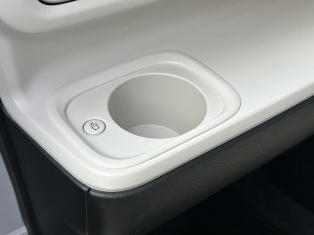 ムーヴキャンバスストライプスＧターボ　純正ナビ　バックカメラ　ＥＴＣ車載器保証　新車保証・まごころ保証　１年間・走行距離無制限付き　純正７インチナビ　ＥＴＣ車載器　バックカメラ　ＬＥＤヘッドランプ　アダプティブクルーズコントロール　両側電動スライドドア　キーフリー（東京都）の中古車