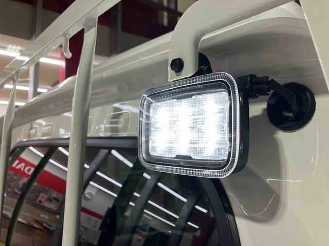 ハイゼットトラックジャンボエクストラ 届け出済み未使用車保証 新車保証・まごころ保証 1年間・走行距離無制限付き・LEDヘッドライト装備・電動格納ミラー装備・LEDフォグランプ装備(東京都)の中古車