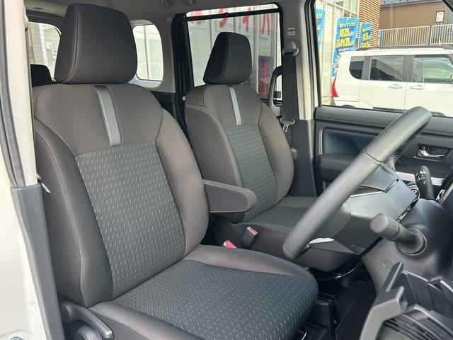 トールカスタムＧ　９インチディスプレイオーディオ　パノラマモニター保証　新車保証・まごころ保証　１年間・走行距離無制限付き・９インチディスプレイオーディオ装備・パノラマカメラ・ＬＥＤヘッドライト装備・ＬＥＤフォグ装備（東京都）の中古車