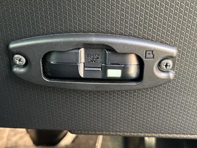 タントファンクロスターボ　７インチメモリーナビ　パノラマモニター新車保証継承　純正７インチメモリーナビ　パノラマモニター　ＥＴＣ　ＦＲドラレコ　シートヒーター　オートライト　オートハイビーム　ＬＥＤヘッドランプ　スマートアシスト　両側電動スライドドア（東京都）の中古車