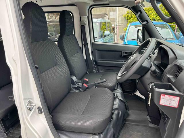 ハイゼットカーゴＤＸ　キーレスキー付保証　１年間・距離無制限付き　ワンオーナー車・マニュアルエアコン・パワステ・パワーウィンド・パワードアロック・キーレスキー・ＡＢＳ・スモークガラス・スマアシ・オーバーヘッドシェルフ（東京都）の中古車
