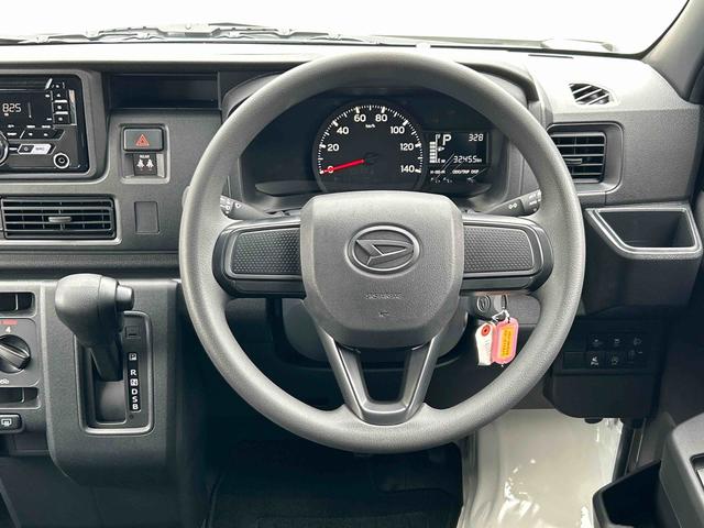 ハイゼットカーゴＤＸ　キーレスキー付保証　１年間・距離無制限付き　スマアシ・ワンオーナー車・マニュアルエアコン・パワステ・パワーウィンド・パワードアロック・キーレスキー・オートライト・ＡＢＳ・スモークガラス・オーバーヘッドシェルフ（東京都）の中古車