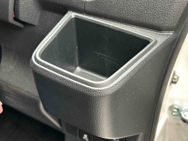 ハイゼットカーゴＤＸ　キーレスキー付保証　１年間・距離無制限付き　スマアシ・ワンオーナー車・マニュアルエアコン・パワステ・パワーウィンド・パワードアロック・キーレスキー・オートライト・ＡＢＳ・スモークガラス・オーバーヘッドシェルフ（東京都）の中古車