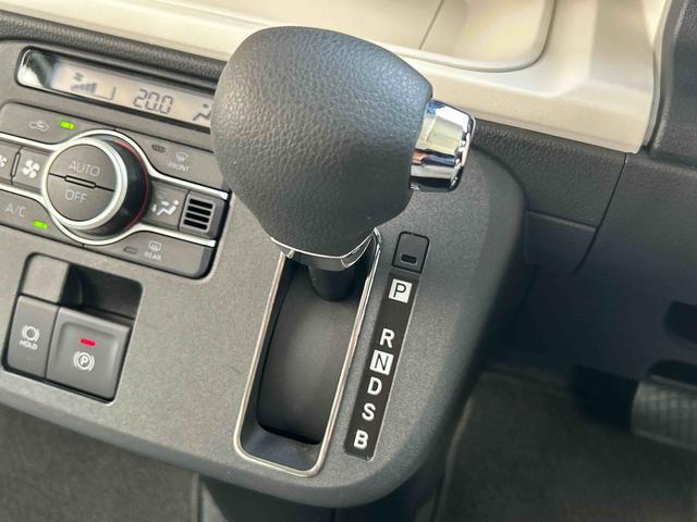 ムーヴキャンバスストライプスＧ　パノラマモニター・ＣＤチューナー付き保証　新車保証・まごころ保証　１年間・走行距離無制限付き　両側自動ドア　パノラミックビューモニター　前後障害物センサー　衝突軽減ブレーキシステム　禁煙　イモビライザー　アイドリングＳ　電格ミラー（東京都）の中古車