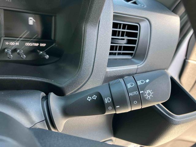 ハイゼットカーゴクルーズ　ＬＥＤヘッドライト・キーフリー付保証　新車保証・まごころ保証　１年間・走行距離無制限付き　両側スライド　衝突軽減システム　ソナー　Ｗエアバック　オートライト　アイドリングＳＴＯＰ　衝突安全ボディ　スマートキー　禁煙　ＡＢＳ（東京都）の中古車