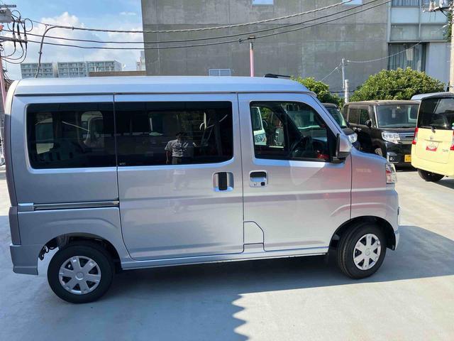 ハイゼットカーゴクルーズ　ＬＥＤヘッドライト・キーフリー付保証　新車保証・まごころ保証　１年間・走行距離無制限付き　両側スライド　衝突軽減システム　ソナー　Ｗエアバック　オートライト　アイドリングＳＴＯＰ　衝突安全ボディ　スマートキー　禁煙　ＡＢＳ（東京都）の中古車
