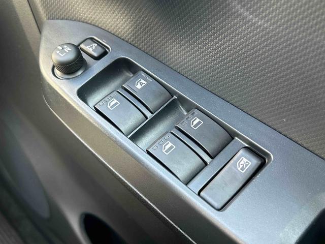 ミライースＸ　ＳＡIII　バックカメラ・ＣＤチューナー付き保証　新車保証・まごころ保証　１年間・走行距離無制限付き　盗難防止アラーム　衝突回避支援ブレーキ機能　コーナーソナー　電格ミラ　安全ボディ　運転席助手席エアバック　Ｂカメ　禁煙　１オーナー　ＡＢＳ（東京都）の中古車