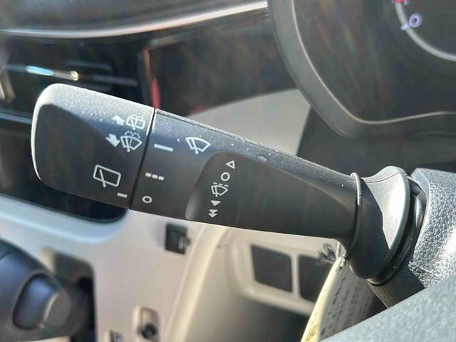 ムーヴＸリミテッドII　ＳＡIII　ナビ・バックカメラ付保証　まごころ保証　１年間・走行距離無制限付き　プッシュボタンエンジンスタート・キーフリーキー・オートエアコン・オートライト・運転席シートヒーター・電動格納ドアミラー・純正ナビ・バックカメラ（東京都）の中古車