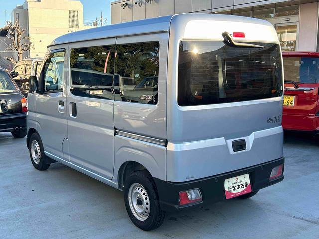 ハイゼットカーゴＤＸ　純正エントリーナビ・ＥＴＣ・キーレスキー付保証　新車保証・まごころ保証　１年間・走行距離無制限付き　Ｂｌｕｅｔｏｏｔｈ対応　ＥＴＣ車載器　ＤＶＤ　ＵＳＢ　安全ボディ　ナビＴＶ　キーレスキー　両側スライドドア　エコアイドル　ＥＳＣ　記録簿（東京都）の中古車