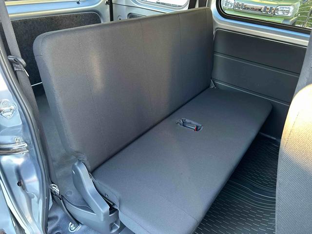 ハイゼットカーゴＤＸ　純正エントリーナビ・ＥＴＣ・キーレスキー付保証　新車保証・まごころ保証　１年間・走行距離無制限付き　Ｂｌｕｅｔｏｏｔｈ対応　ＥＴＣ車載器　ＤＶＤ　ＵＳＢ　安全ボディ　ナビＴＶ　キーレスキー　両側スライドドア　エコアイドル　ＥＳＣ　記録簿（東京都）の中古車