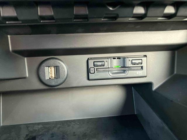 ソリオハイブリッドＭＺ　ナビ・ＥＴＣ・パノラマモニター付保証　新車保証・まごころ保証　１年間・走行距離無制限付き　３６０度カメラ　Ｗ電動ドア　ＳＲＳ　Ｂｌｕｅｔｏｏｔｈ対応　禁煙　ＡＢＳ　ＬＥＤランプ　盗難防止　ＥＴＣ車載器　キーフリー　メモリナビ（東京都）の中古車