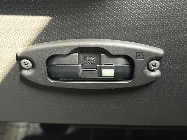 タントカスタムＲＳ　純正ナビ・ドラレコ・パノラマモニター付保証　新車保証・まごころ保証　１年間・走行距離無制限付き　両ＰＳＤ　ＵＳＢ入力　Ｂｌｕｅｔｏｏｔｈ対応　車線逸脱防止　禁煙　Ｄレコ　地デジ　シートヒータ　キーフリーキー　３６０°モニター　ナビＴＶ（東京都）の中古車