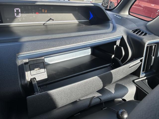 タントカスタムＲＳ　純正ナビ・ドラレコ・パノラマモニター付保証　新車保証・まごころ保証　１年間・走行距離無制限付き　両ＰＳＤ　ＵＳＢ入力　Ｂｌｕｅｔｏｏｔｈ対応　車線逸脱防止　禁煙　Ｄレコ　地デジ　シートヒータ　キーフリーキー　３６０°モニター　ナビＴＶ（東京都）の中古車