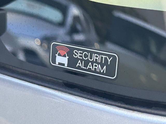 ムーヴＸ　６．８ディスプレイオーディオ・ドラレコ付保証　新車保証・まごころ保証　１年間・走行距離無制限付き　盗難防止装置　電格ミラー　キーレスエントリー　禁煙　ブルートゥース　ソナー　ベンチシート　スマートキー　アイドリングストップ　バックカメラ（東京都）の中古車