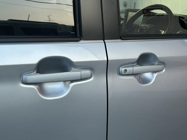 ムーヴＸ　６．８ディスプレイオーディオ・ドラレコ付保証　新車保証・まごころ保証　１年間・走行距離無制限付き　盗難防止装置　電格ミラー　キーレスエントリー　禁煙　ブルートゥース　ソナー　ベンチシート　スマートキー　アイドリングストップ　バックカメラ（東京都）の中古車