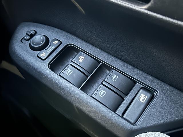 ムーヴＸ　６．８ディスプレイオーディオ・ドラレコ付保証　新車保証・まごころ保証　１年間・走行距離無制限付き　盗難防止装置　電格ミラー　キーレスエントリー　禁煙　ブルートゥース　ソナー　ベンチシート　スマートキー　アイドリングストップ　バックカメラ（東京都）の中古車