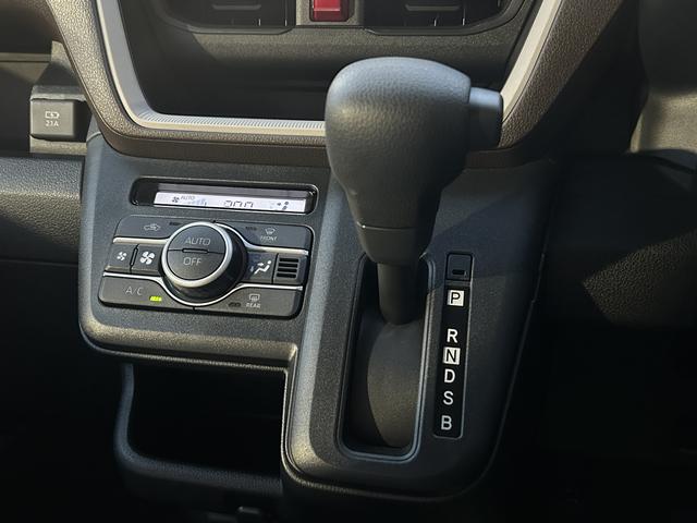 ムーヴＸ　６．８ディスプレイオーディオ・ドラレコ付保証　新車保証・まごころ保証　１年間・走行距離無制限付き　盗難防止装置　電格ミラー　キーレスエントリー　禁煙　ブルートゥース　ソナー　ベンチシート　スマートキー　アイドリングストップ　バックカメラ（東京都）の中古車