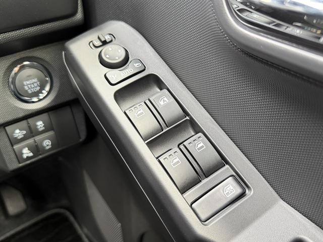 タフトGターボ ダーククロムベンチャー パノラマモニター付保証 新車保証・まごころ保証 1年間・走行距離無制限付き 追従クルコン 誤発進抑制機能 パノラマモニター対応 安全ボディ 禁煙 シートヒータ イモビライザ ワンオーナ 車線逸脱警報装置 オートライト(東京都)の中古車