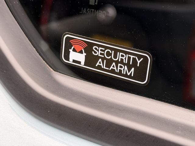 タフトGターボ ダーククロムベンチャー パノラマモニター付保証 新車保証・まごころ保証 1年間・走行距離無制限付き 追従クルコン 誤発進抑制機能 パノラマモニター対応 安全ボディ 禁煙 シートヒータ イモビライザ ワンオーナ 車線逸脱警報装置 オートライト(東京都)の中古車