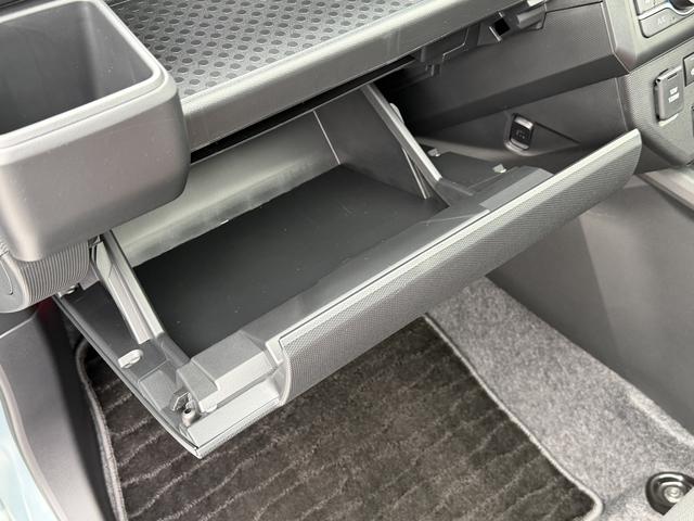 タフトGターボ ダーククロムベンチャー パノラマモニター付保証 新車保証・まごころ保証 1年間・走行距離無制限付き 追従クルコン 誤発進抑制機能 パノラマモニター対応 安全ボディ 禁煙 シートヒータ イモビライザ ワンオーナ 車線逸脱警報装置 オートライト(東京都)の中古車