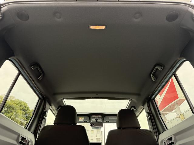 タフトGターボ ダーククロムベンチャー パノラマモニター付保証 新車保証・まごころ保証 1年間・走行距離無制限付き 追従クルコン 誤発進抑制機能 パノラマモニター対応 安全ボディ 禁煙 シートヒータ イモビライザ ワンオーナ 車線逸脱警報装置 オートライト(東京都)の中古車