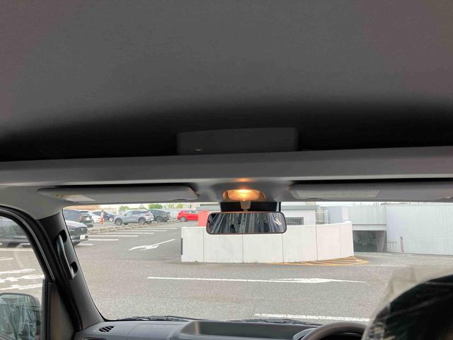 ハイゼットカーゴＤＸ　届け出済み未使用車保証　新車保証・まごころ保証　１年間・走行距離無制限付き　衝突回避システム　禁煙　安全ボディ　アイドリングストップ機能　両側スライドドア　ワンオーナー　助手席エアバッグ　キーレス　オートライト（東京都）の中古車