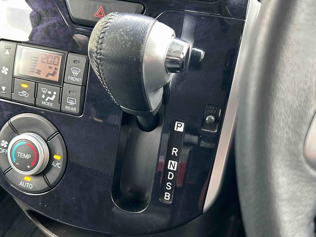 タントカスタムＲＳ　トップエディションＳＡII　ナビ・ＥＴＣ付保証　まごころ保証　１年間・走行距離無制限付き　禁煙　両側オートスライドドア　ターボ車　格納ミラー　バックモニター　地デジＴＶ　ＥＴＣ車載器　ＴＶナビ　オートライト　キーフリーシステム　ＳＤナビ（東京都）の中古車