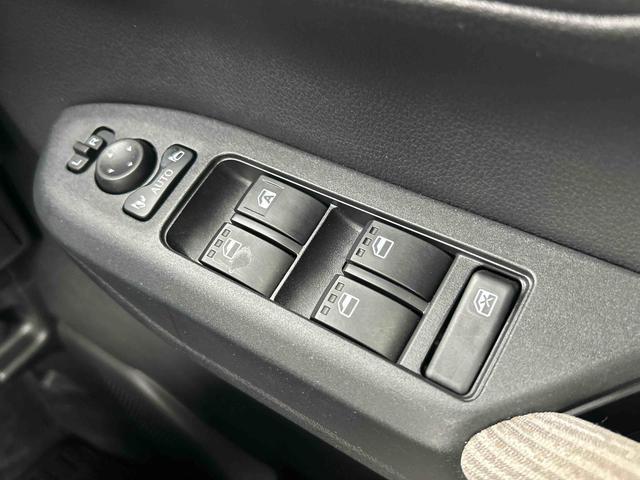 ムーヴＸ　６．８ディスプレイオーディオ装備保証　新車保証・まごころ保証　１年間・走行距離無制限付き・６．８ディスプレイオーディオ装備・バックカメラ装備・ドライブレコーダー装備　衝突軽減ブレーキシステム　ドラレコ　ＵＳＢ　スマートキー（東京都）の中古車