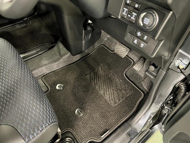 タントカスタムＲＳリミテッド　走行１８キロ／両側電動スライドドア一年保証・走行距離無制限　走行１８キロ　サイドエアバック　クリアランスソナー　オートマチックハイビーム　オートライト　ＬＥＤヘッドライト　ベンチシート　シートヒーター　両側電動スライドドア（埼玉県）の中古車